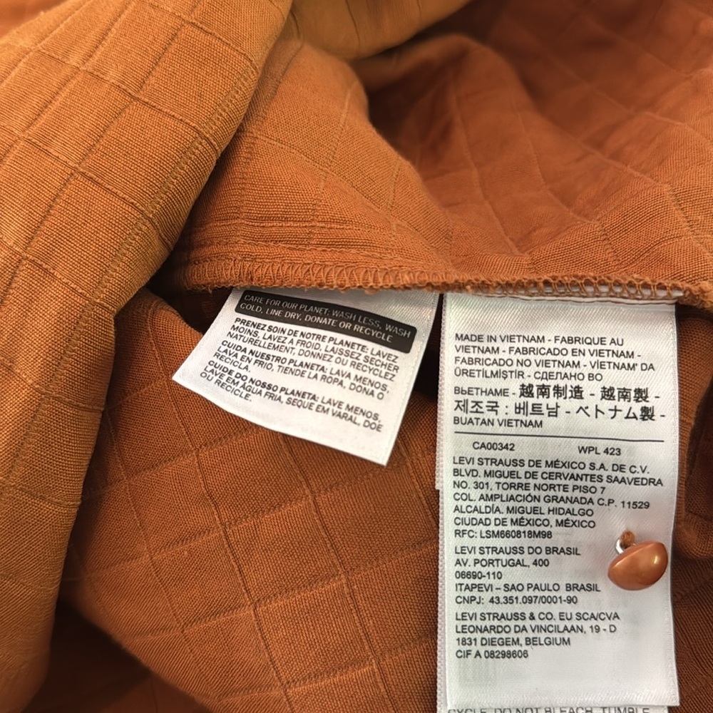 LEVIS Cait Puff-Sleeve Blouse Burnt Orange Size Large - Picture 10 of 16